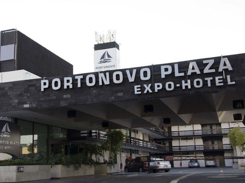 Hotel Portonovo Plaza Expo Сапопан Экстерьер фото